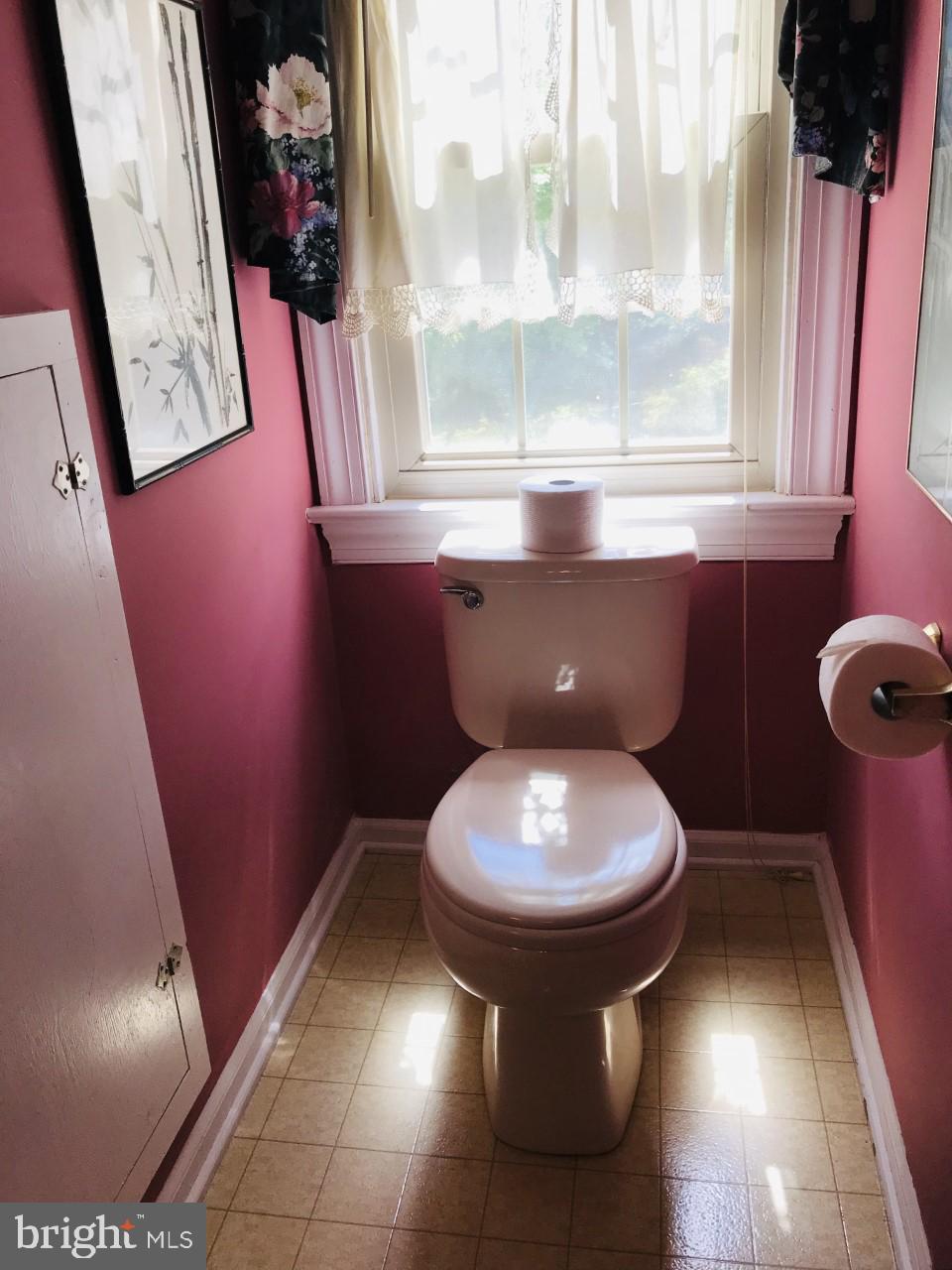 1129 Riverside Drive Salisbury, MD 21801 - Photo 35 of 44 Bathroom Toilet