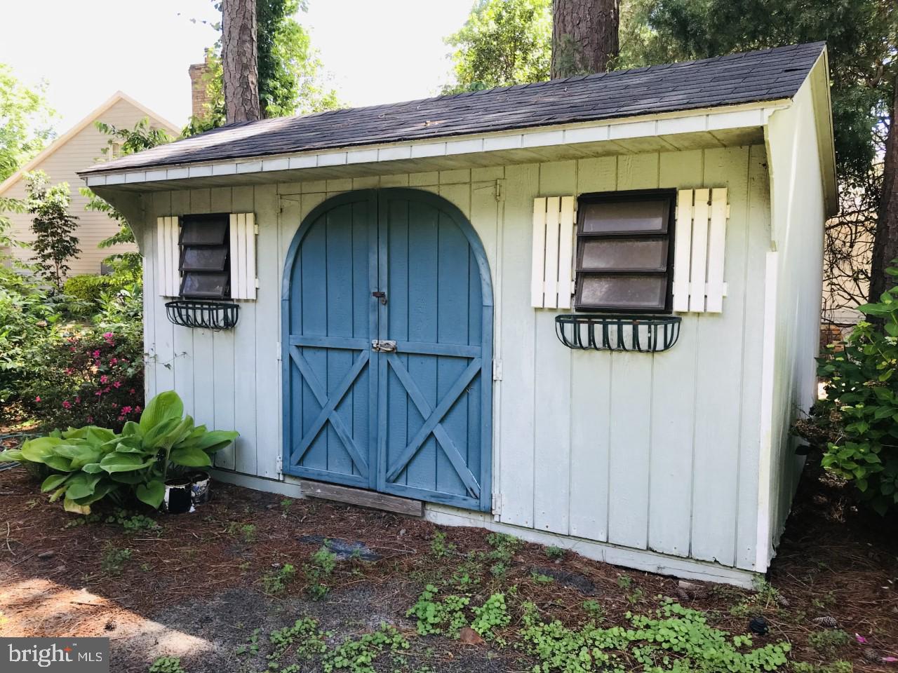 1129 Riverside Drive Salisbury, MD 21801 - Photo 42 of 44 14'x10' Storage Shed