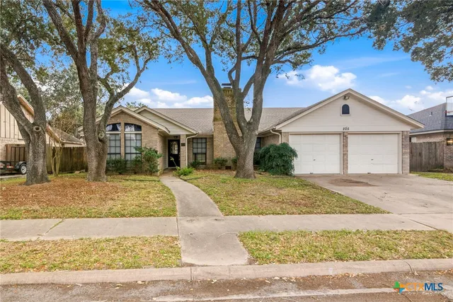$270,000 | 205 Lansdown Drive, Victoria, TX 77904