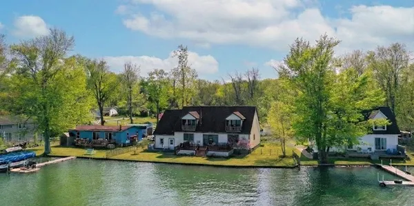 $724,900 | 5896 West Lake Road, Fleming, NY 13021