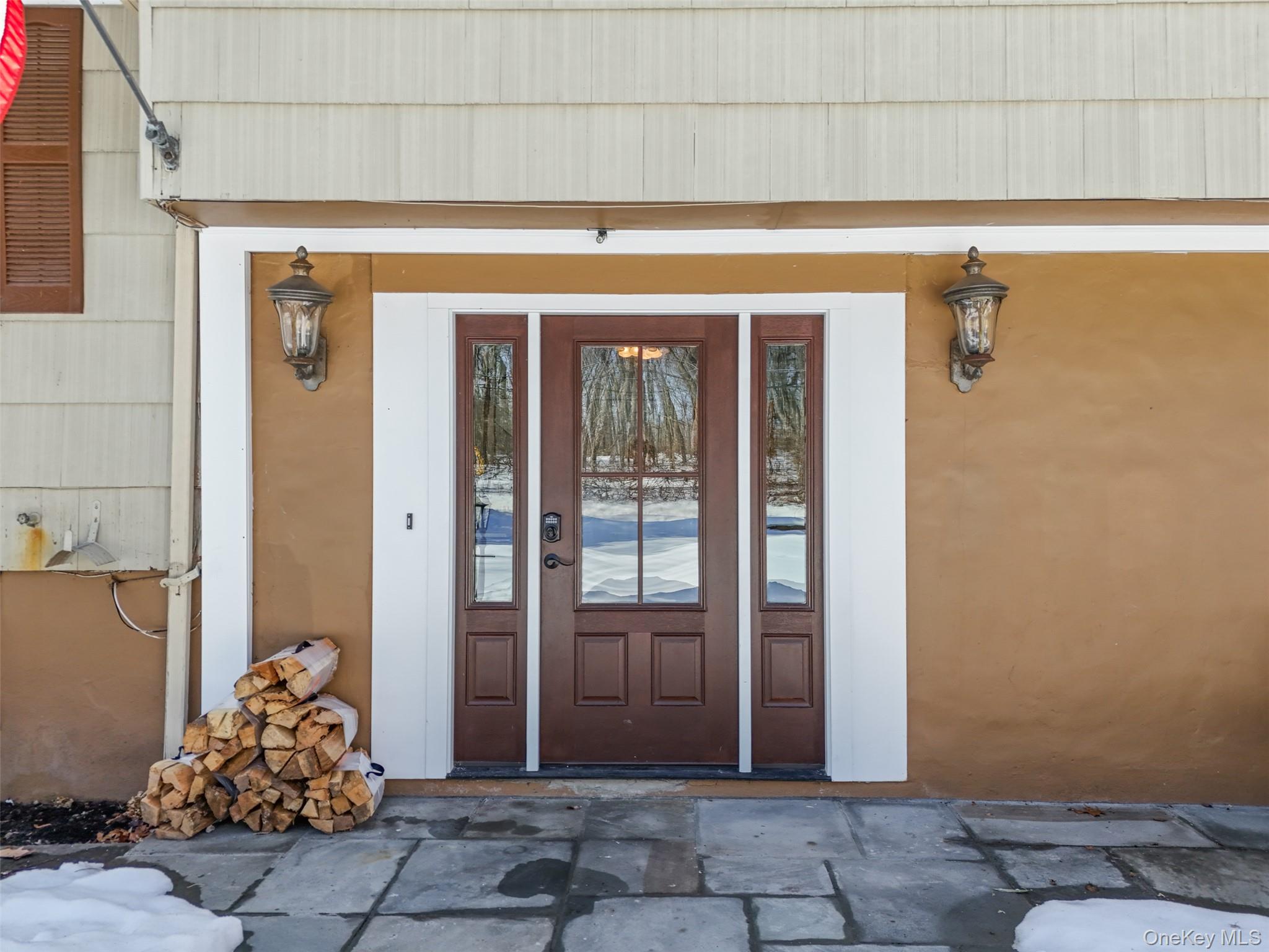 55 Hoags Cross Road Ossining, NY 10562 - Photo 4 of 35