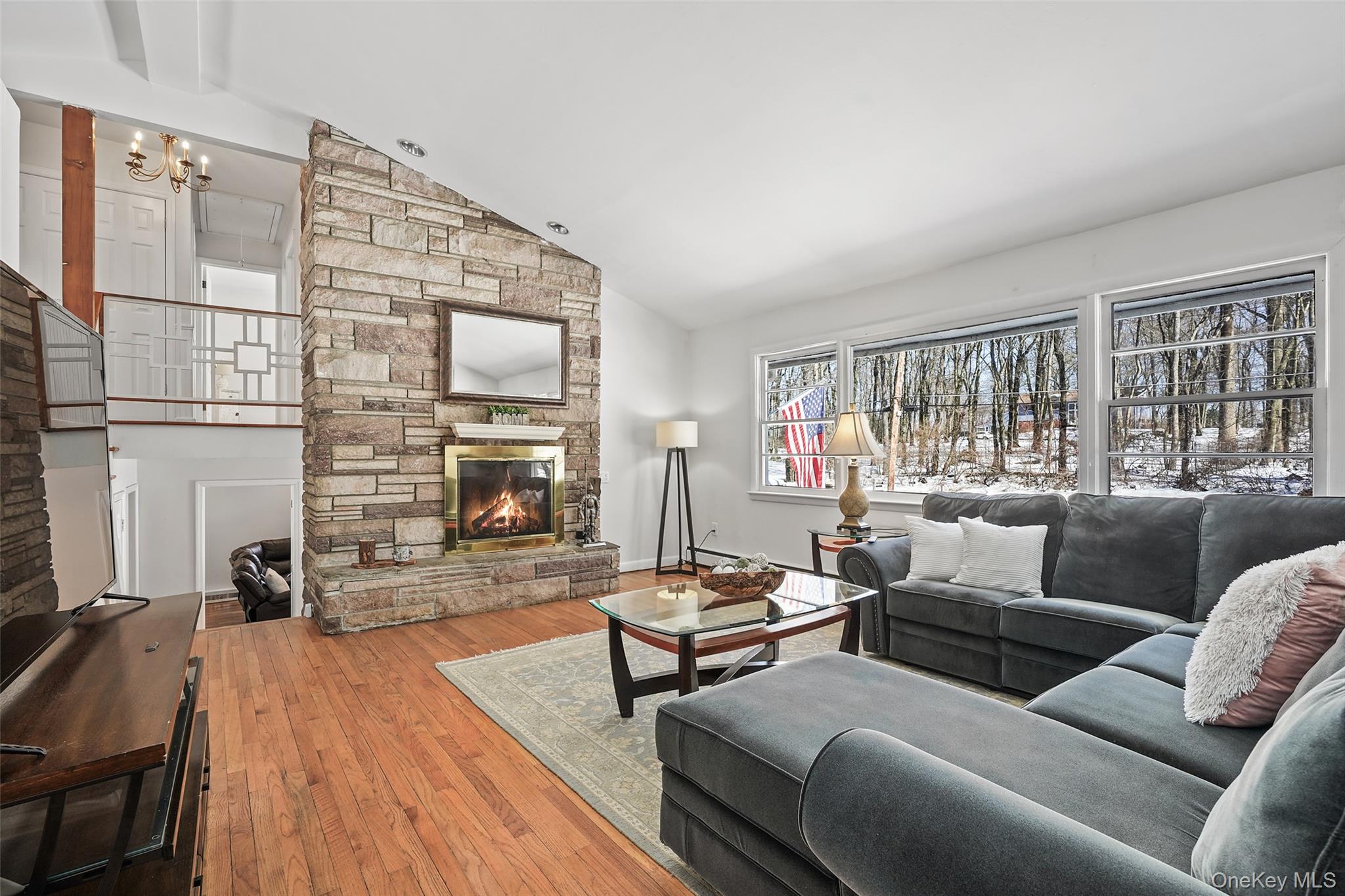 55 Hoags Cross Road Ossining, NY 10562 - Photo 6 of 35