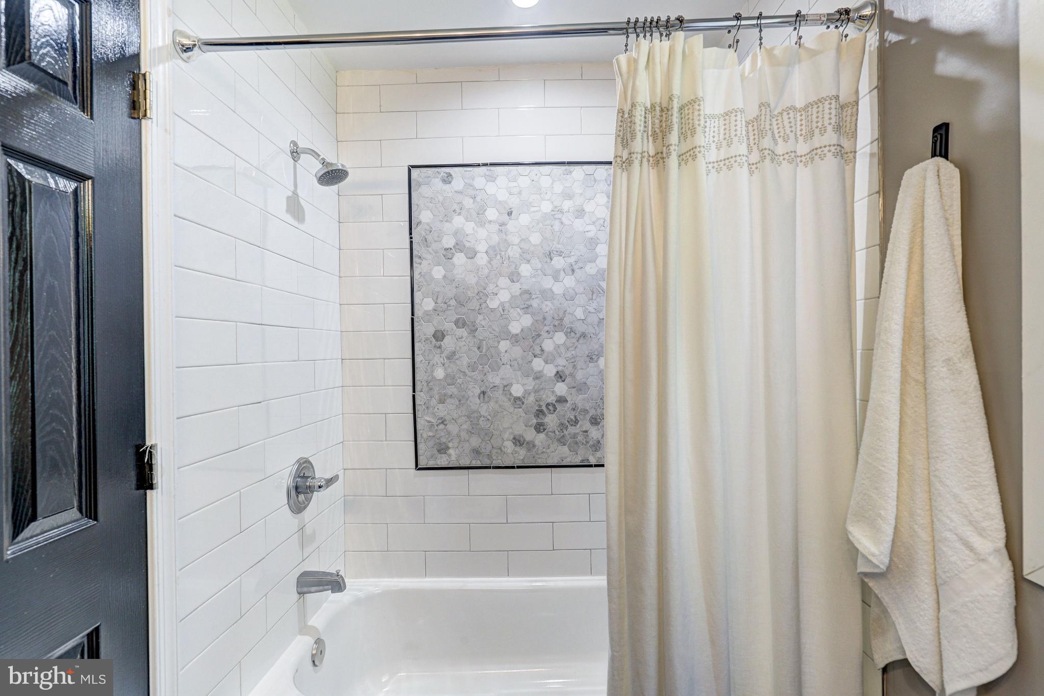 1019 Breezewick Road Baltimore, MD 21286 - Photo 28 of 54 Primary Bathroom