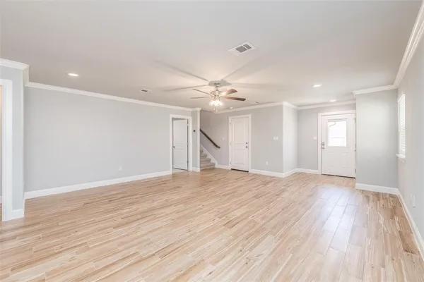$1,975 | 714 Rolling Terrace Circle, Granbury, TX 76049