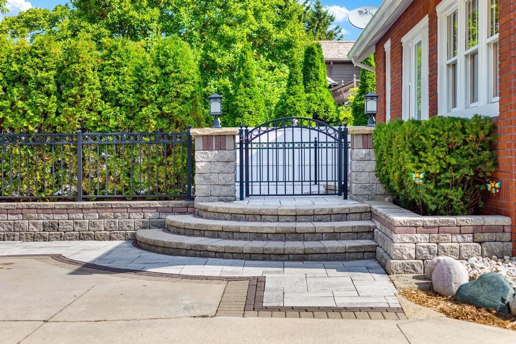 1059 North Riverside Avenue St. Clair, MI 48079 - Photo 22 of 27 Situated on a generous 50 x 346 lot, you'll enjoy both space and privacy.