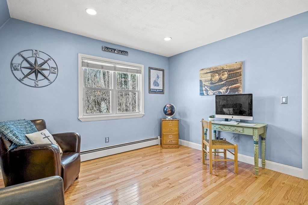 52 Kimball Road Amesbury, MA 01913 - Photo 15 of 38