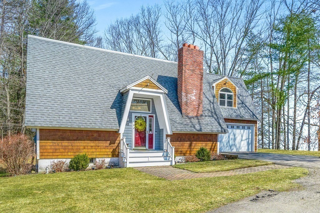 52 Kimball Road Amesbury, MA 01913 - Photo 2 of 38