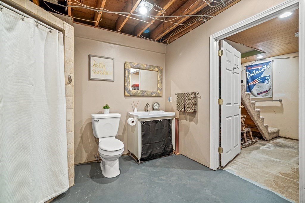 52 Kimball Road Amesbury, MA 01913 - Photo 27 of 38