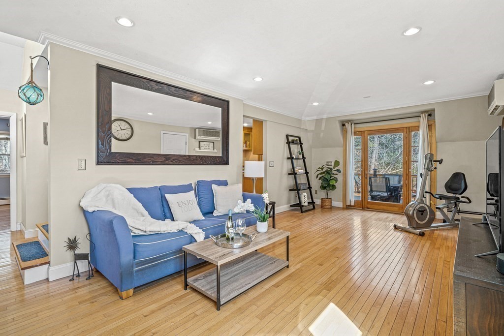 52 Kimball Road Amesbury, MA 01913 - Photo 6 of 38