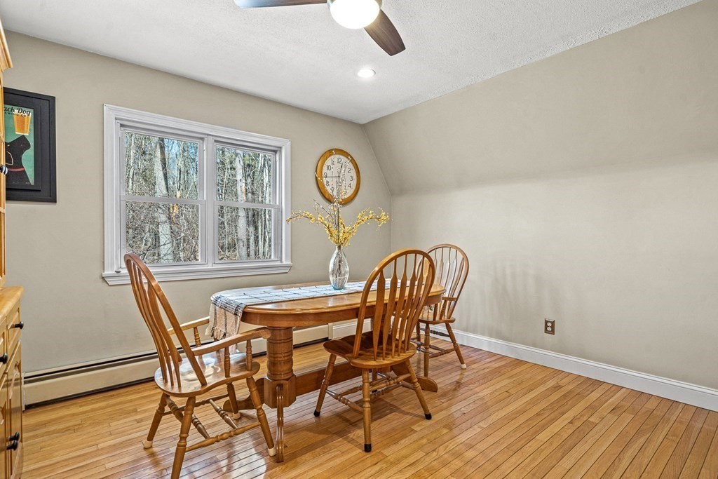 52 Kimball Road Amesbury, MA 01913 - Photo 10 of 38