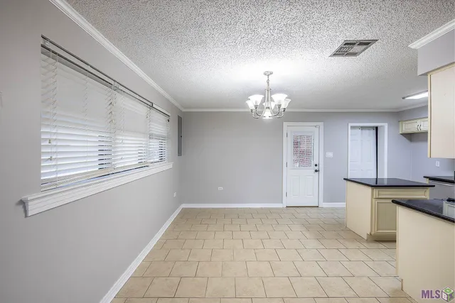 $210,000 | 301 Highland Drive, Houma, LA 70364