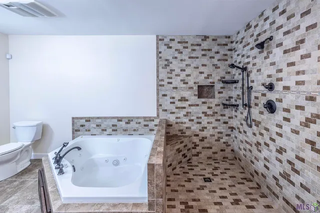 $210,000 | 301 Highland Drive, Houma, LA 70364