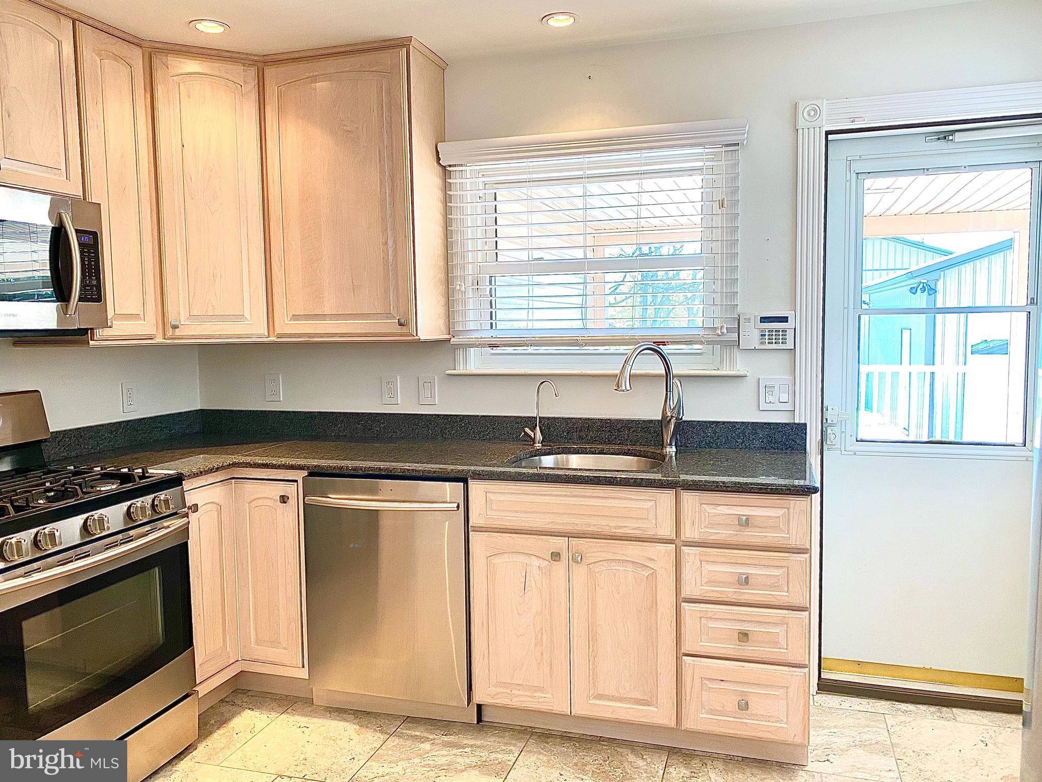 817 Lorane Road Reading, PA 19606 - Photo 9 of 41 Gallery Image 9