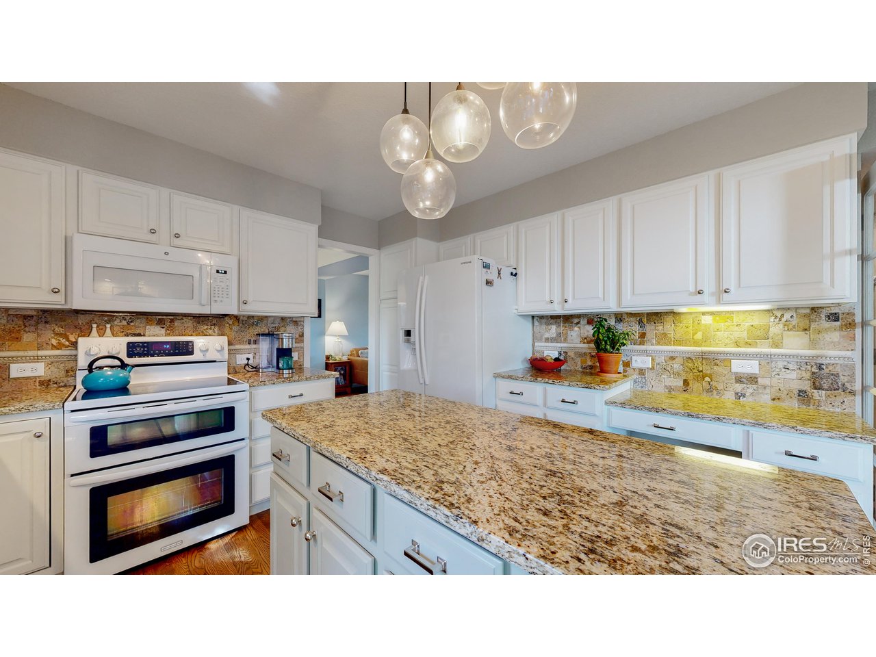 6324 Victoria Road Fort Collins, CO 80525 - Photo 8 of 40 Gallery Image 8
