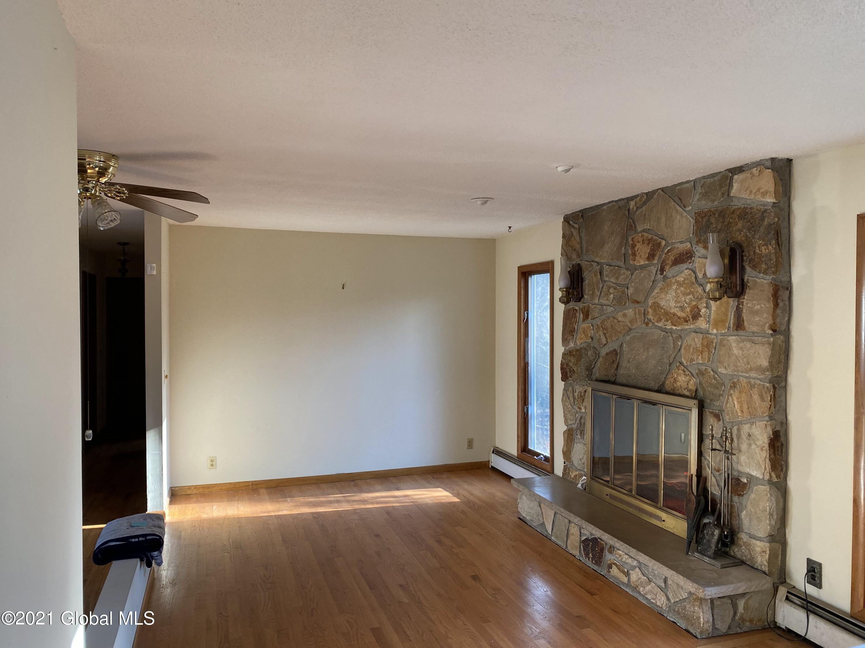 7 Ten Broeck Street Stillwater, NY 12170 - Photo 6 of 126 IMG_1802