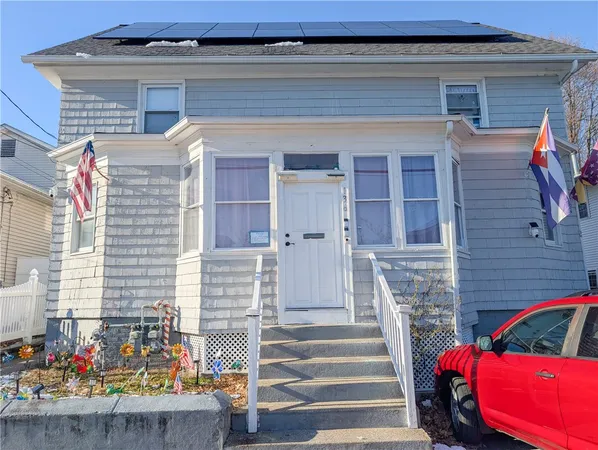 $2,200 | 136 Chatham Street, Providence, RI 02904