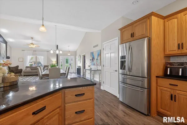 $475,000 | 217 Huntington Drive, Auburn, IL 62615