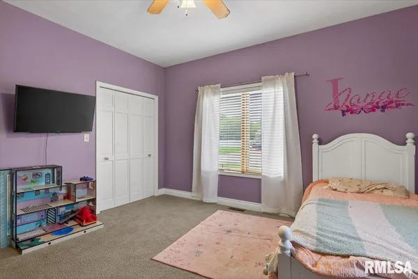 $475,000 | 217 Huntington Drive, Auburn, IL 62615
