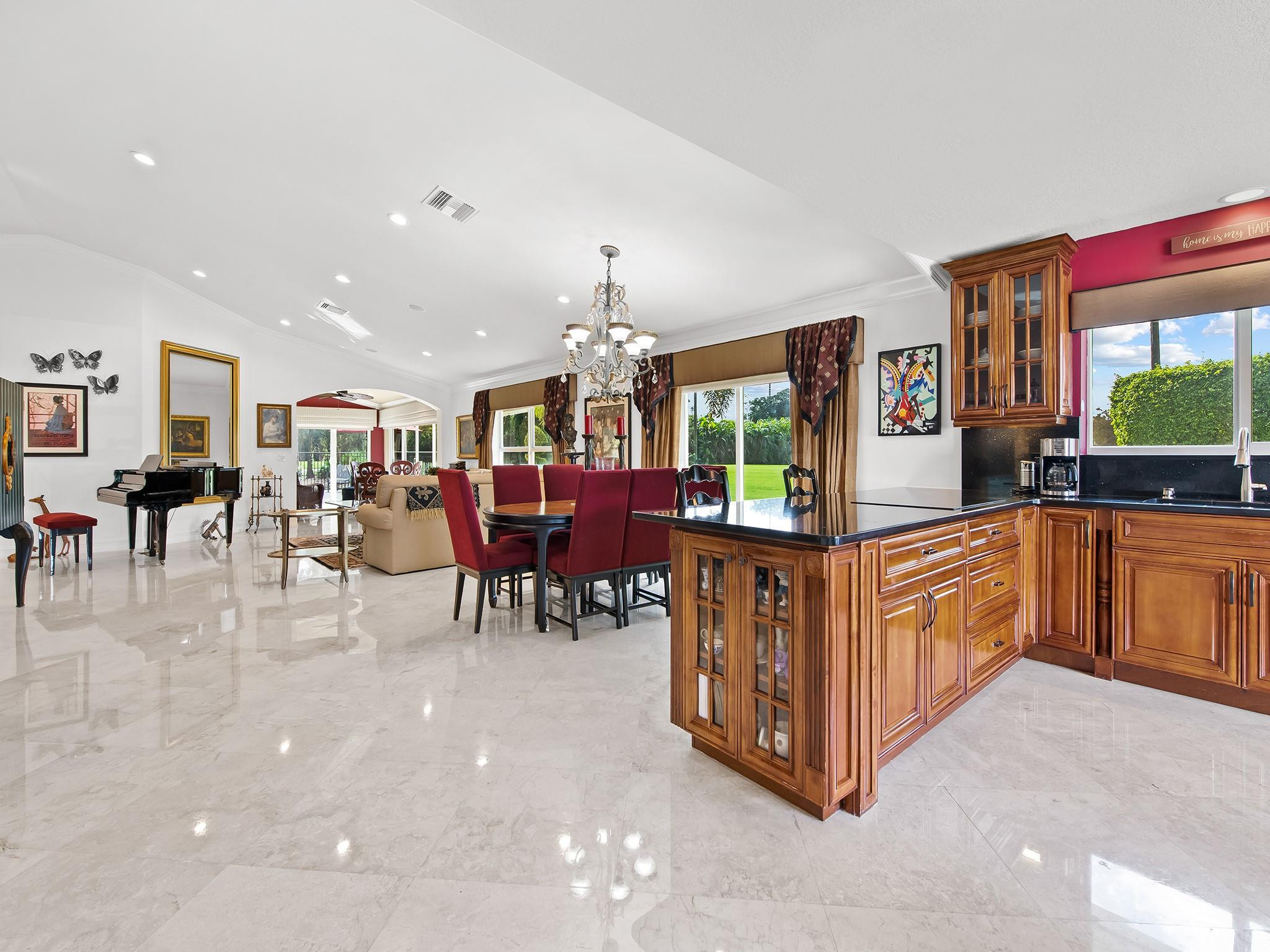 10984 Highland Circle Boca Raton, FL 33428 - Photo 4 of 48 Living Area