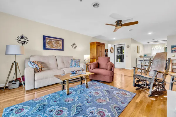 $317,900 | 10 Ericsson Avenue, Unit 33, Betterton, MD 21610