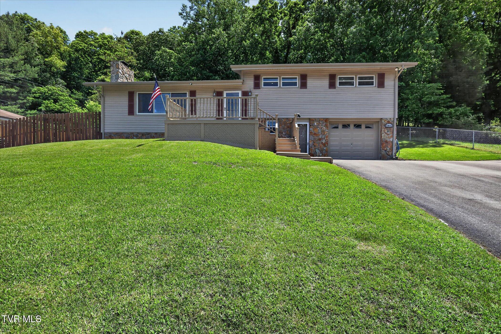 03-3852-Ridgeline-Dr-Kingsport