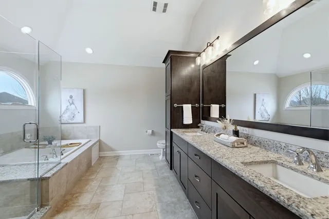 $1,025,000 | 2503 Skylane Drive, Naperville, IL 60564