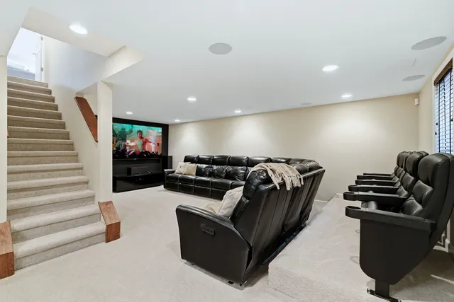 $1,025,000 | 2503 Skylane Drive, Naperville, IL 60564