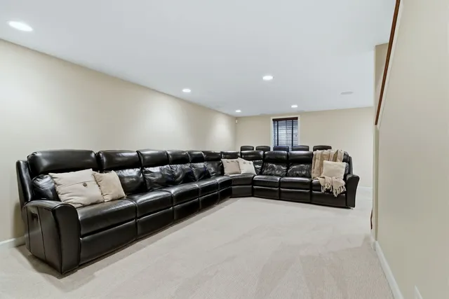 $1,025,000 | 2503 Skylane Drive, Naperville, IL 60564