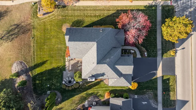 $1,025,000 | 2503 Skylane Drive, Naperville, IL 60564