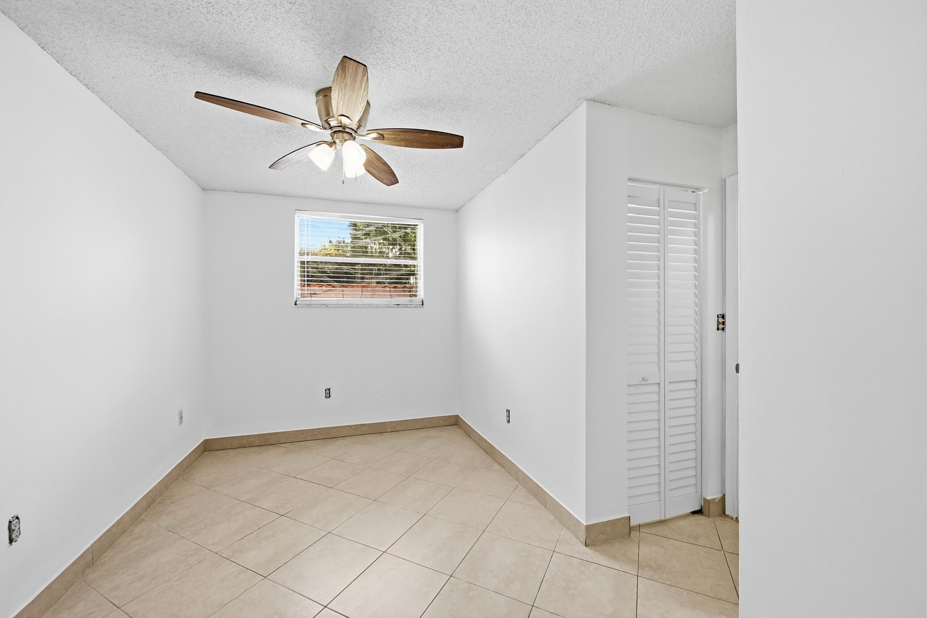 4012 Del Rio Way Sunrise, FL 33351 - Photo 27 of 64 27_stl_3444