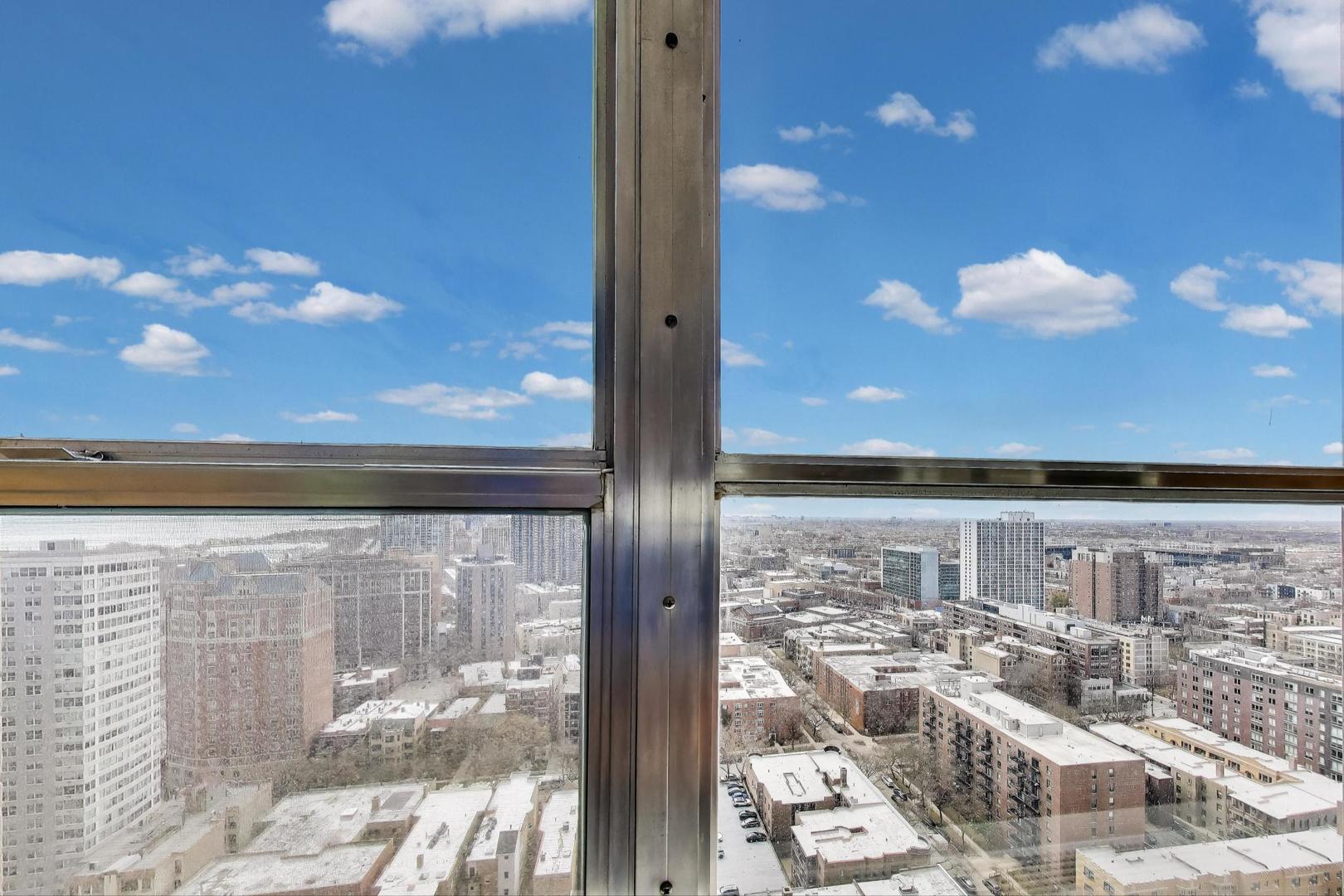 655 West Irving Park Road, Unit 2807 Chicago, IL 60613 - Photo 18 of 33 Gallery Image 18