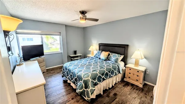 $1,700 | 2950 Clark Road, Unit 212, Sarasota, FL 34231