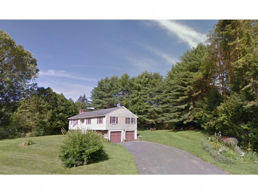 12 Beacon Road Lebanon, NH 03784 - Photo 2 of 10 Gallery Image 2