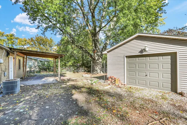 $187,500 | 1402 Scottsdale Drive, Champaign, IL 61821