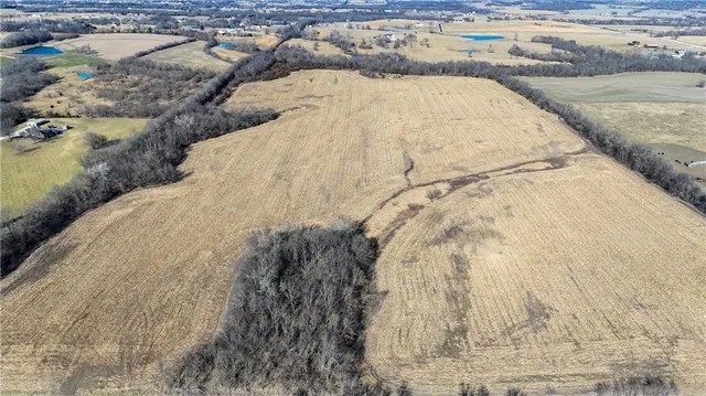 $1,500,000 | 2784 West 231st Street, Bucyrus, KS 66013