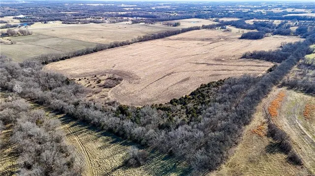 $1,500,000 | 2784 West 231st Street, Bucyrus, KS 66013