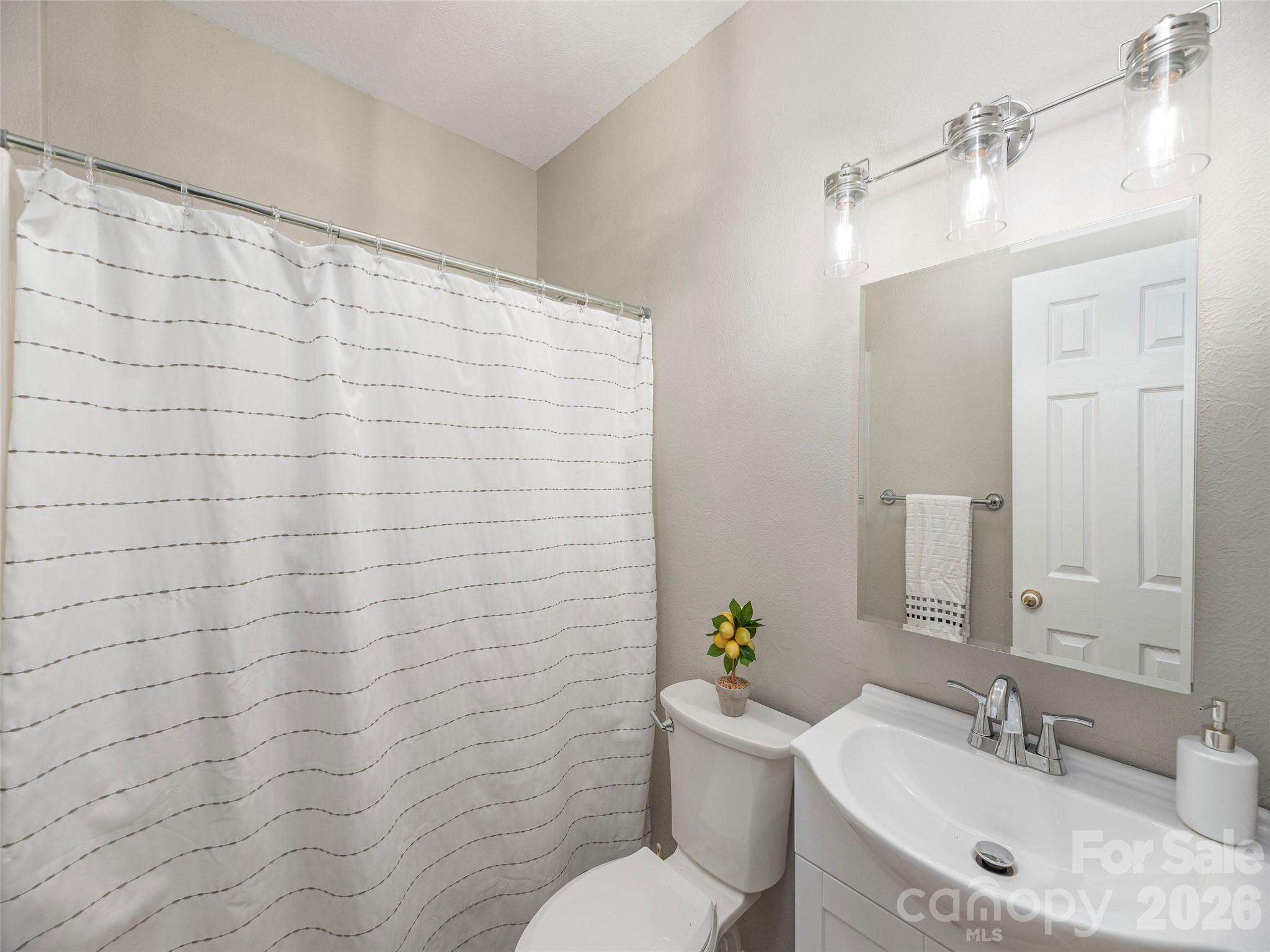 136 Assembly Street Waynesville, NC 28786 - Photo 21 of 36