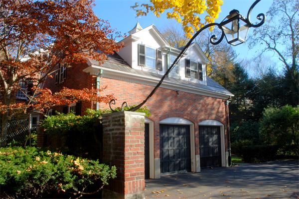 40 Wykeham Road Newton, MA 02465 - Photo 5 of 16