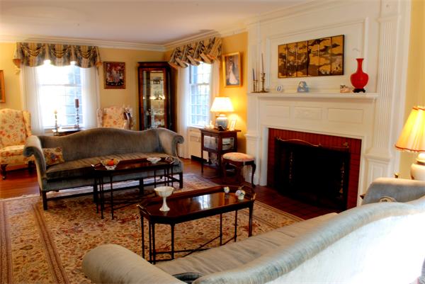 40 Wykeham Road Newton, MA 02465 - Photo 8 of 16