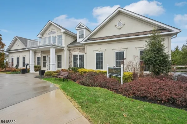 $750,000 | 1209 Holly Lane, Unit 1209, Cedar Grove, NJ 07009