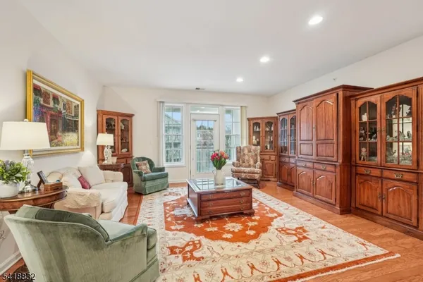 $750,000 | 1209 Holly Lane, Unit 1209, Cedar Grove, NJ 07009