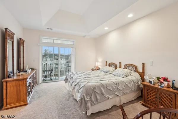 $750,000 | 1209 Holly Lane, Unit 1209, Cedar Grove, NJ 07009