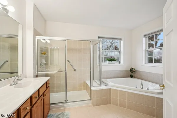 $750,000 | 1209 Holly Lane, Unit 1209, Cedar Grove, NJ 07009