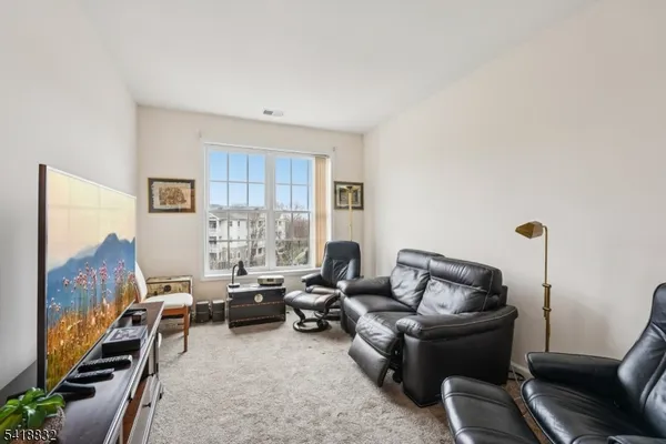 $750,000 | 1209 Holly Lane, Unit 1209, Cedar Grove, NJ 07009