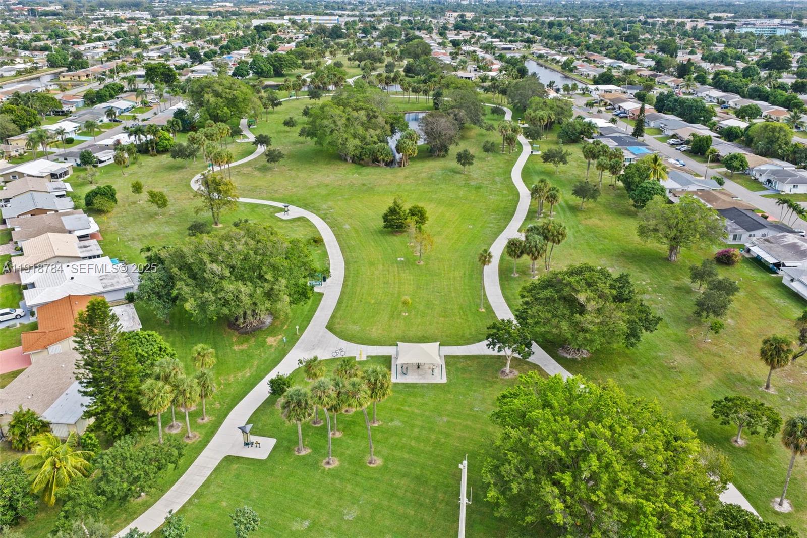 4501 Northwest 48th Terrace Tamarac, FL 33319 - Photo 18 of 18