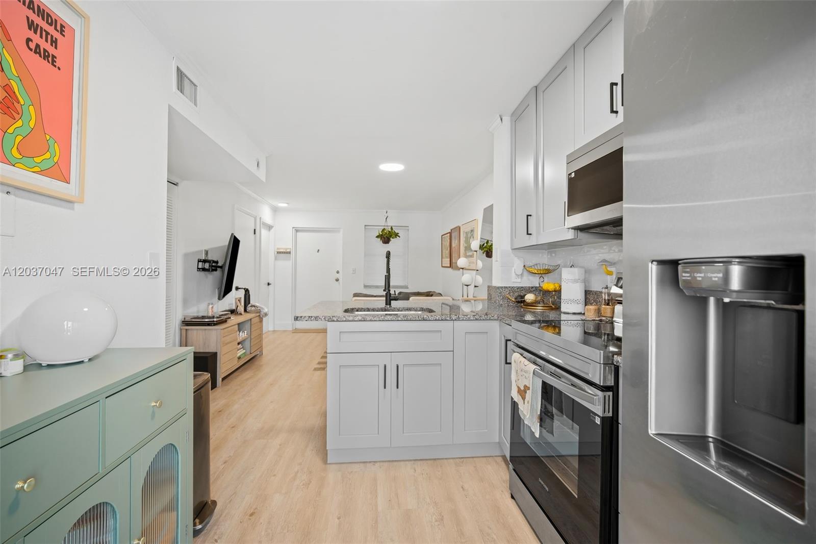 2575 Southwest 27th Avenue, Unit 304 Miami, FL 33133 - Photo 5 of 15