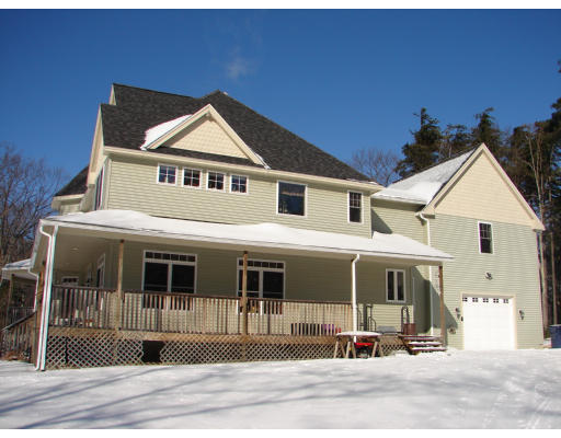 8 North County Road Princeton, MA 01541 - Photo 3 of 24 a view of a house with a yard