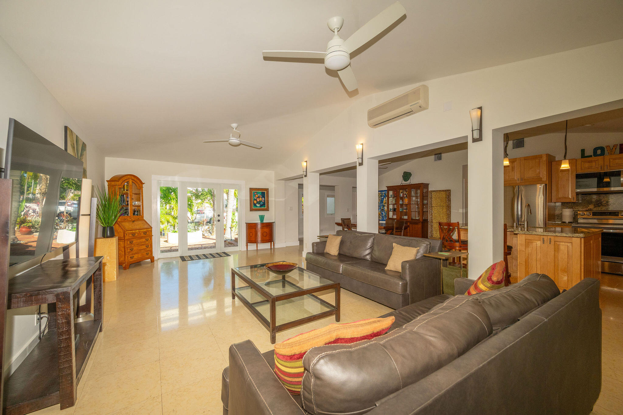 1422 Patricia Street Key West, FL 33040 - Photo 8 of 75 NDP_5199