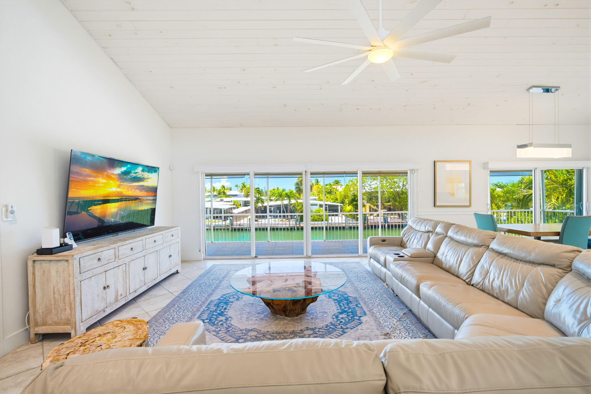 420 11th Street Key Colony Beach, FL 33051 - Photo 17 of 104 Great Room