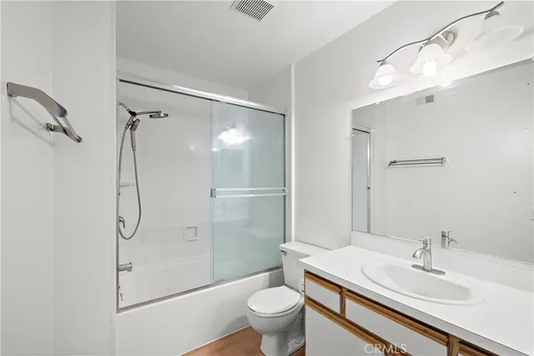 $3,600 | 106 Remington, Irvine, CA 92620
